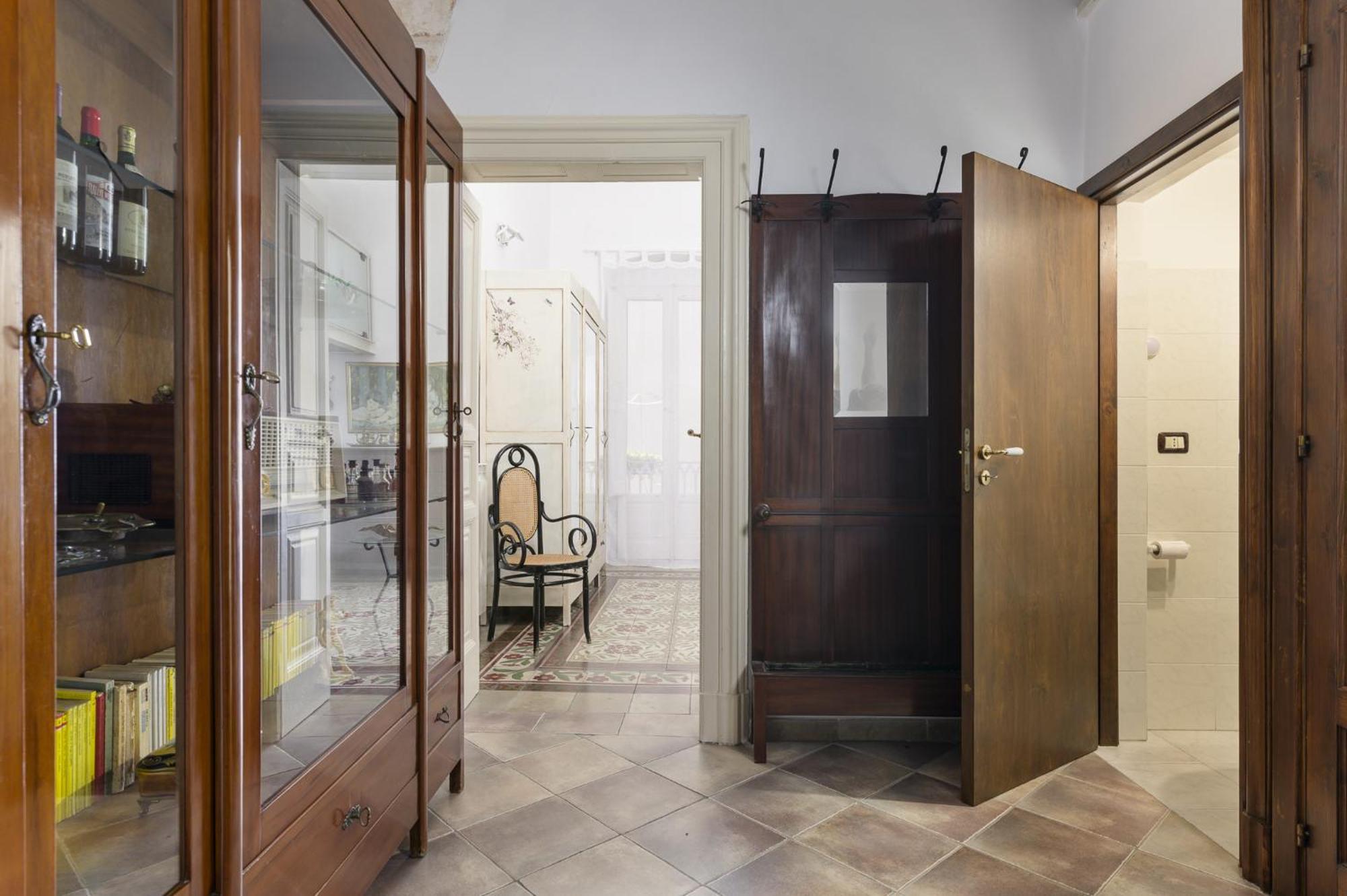 Appartamento Vintage Con Balcone By Wonderful Italy オストゥーニ エクステリア 写真